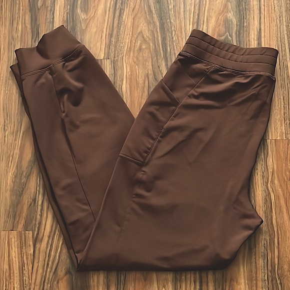 Fabletics On The Go Cold Weather Jogger - Picture 10 of 16